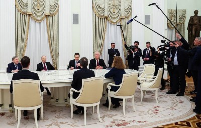 Negociatorii americani de la Moscova caută o cale către pace în Ucraina Întâlnirea lui Putin cu Witkoff.jpg