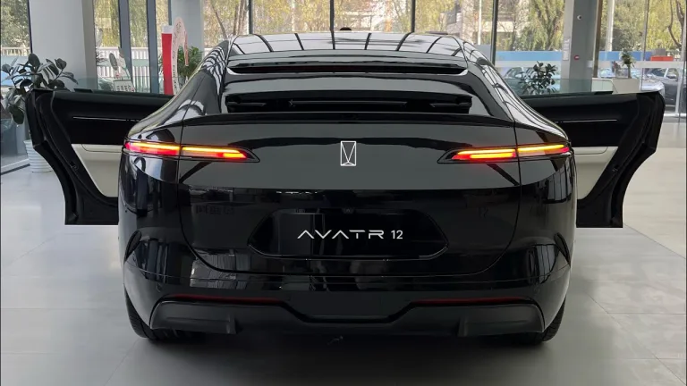 2025 Changan Huawei AVATR 12 PHEV
