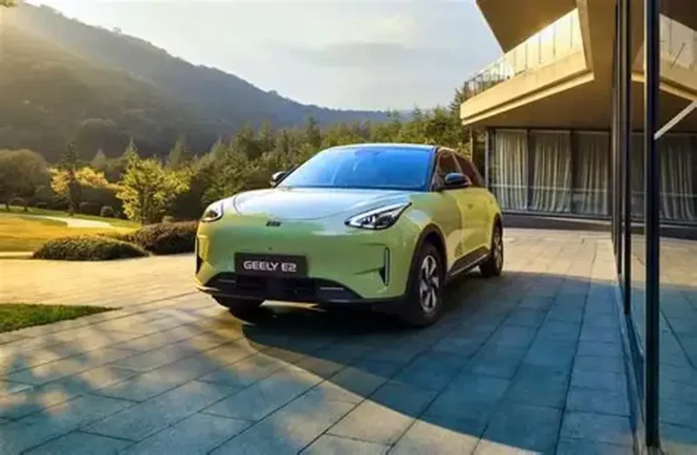 Geely E2
